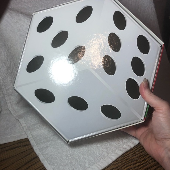 Yahtzee Free for All family dice game from Parker Brothers - Picture 3 of 10